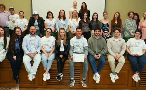 Między naukami ścisłymi, przyrodniczymi i społecznymi – podsumowanie programu BIP "From Chaos to Harmony"
