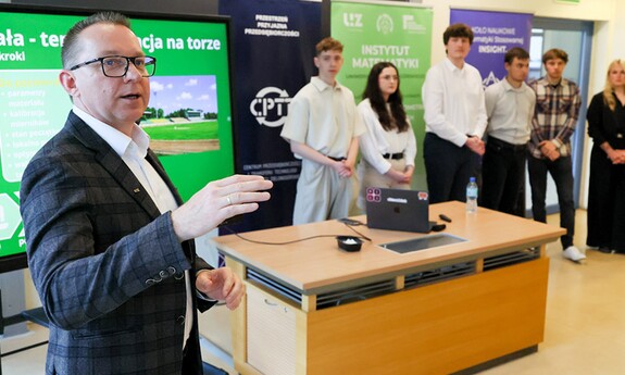 Dane, sport i technologia – studenci inżynierii danych zaprezentowali projekty dla Falubazu i Orlen Zastalu